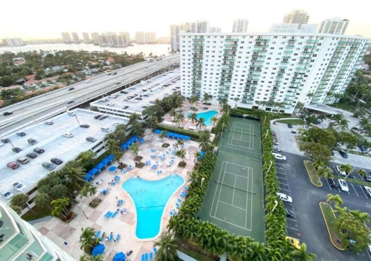 Zen Vacation Rentals Modern Penthouse Across Ocean Miami Beach Luaran gambar