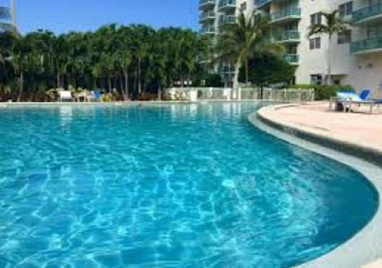 Zen Vacation Rentals Modern Penthouse Across Ocean Miami Beach Luaran gambar