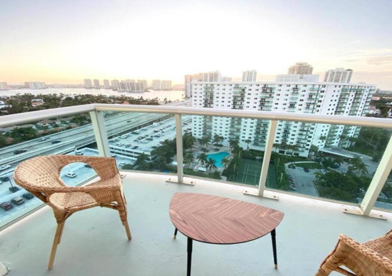 Zen Vacation Rentals Modern Penthouse Across Ocean Miami Beach Luaran gambar
